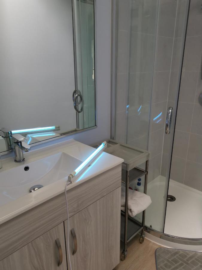 Bed Plus Yvr ريتشموند، كولومبيا البريطانية المظهر الخارجي الصورة